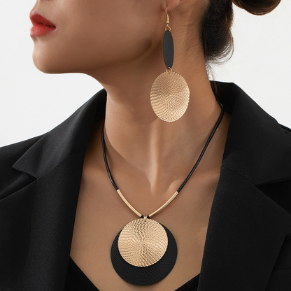NATHALIE™ | Medallion Set