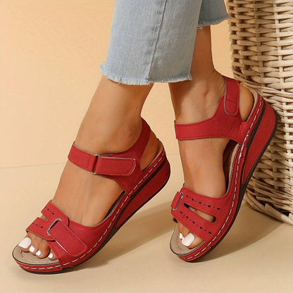 SELINA™ | Strap Wedge