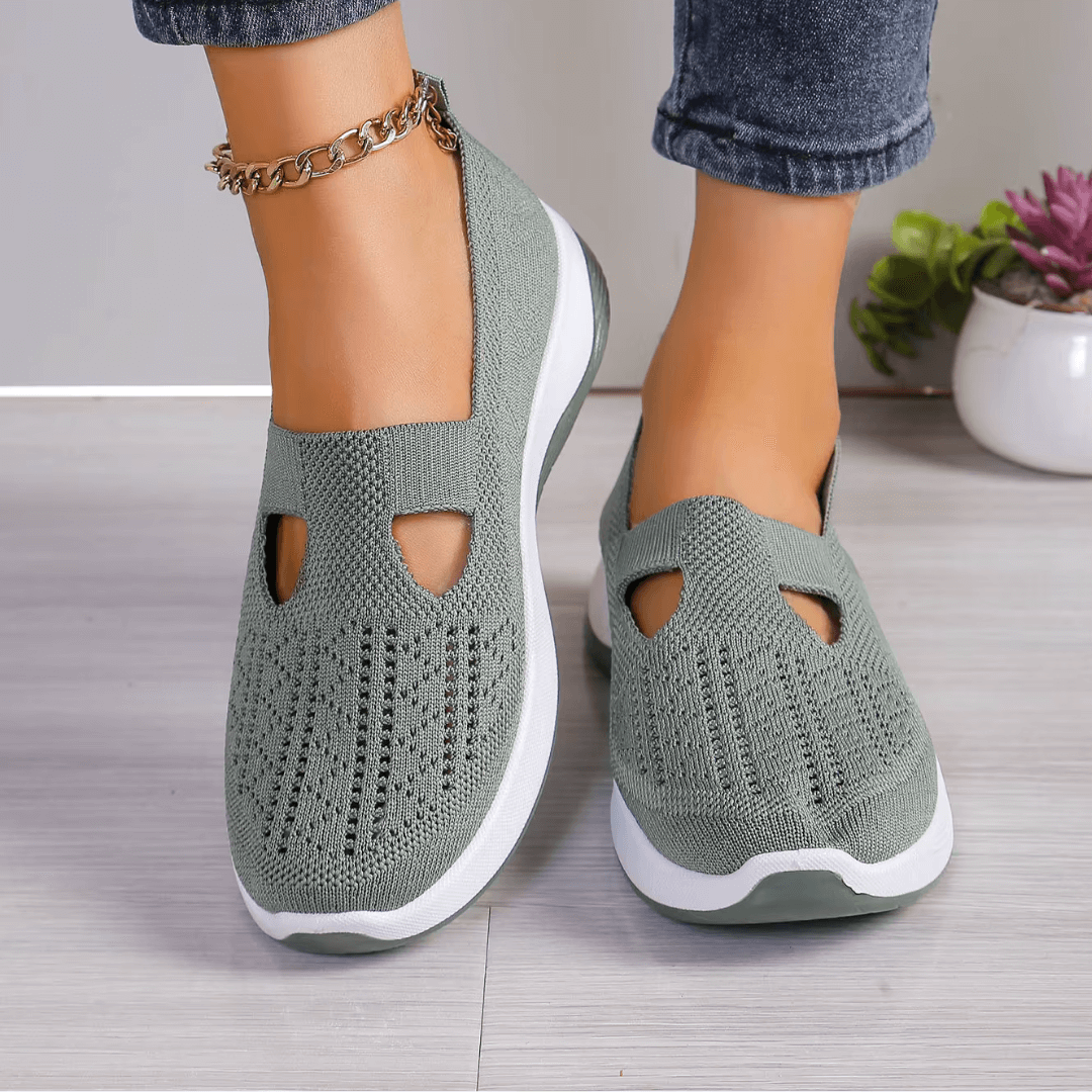 VERONICA™ | Knit Slip-Ons