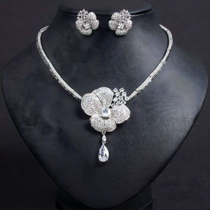 LAETITIA™ | Crystal Flower Set