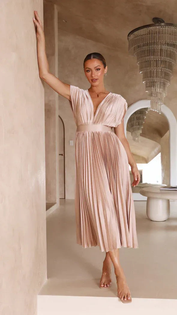 KELLY™ | Pleated Midi