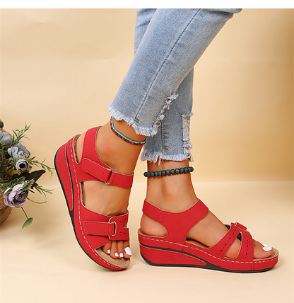 SELINA™ | Strap Wedge