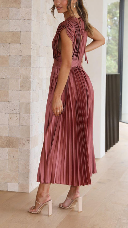 KELLY™ | Pleated Midi