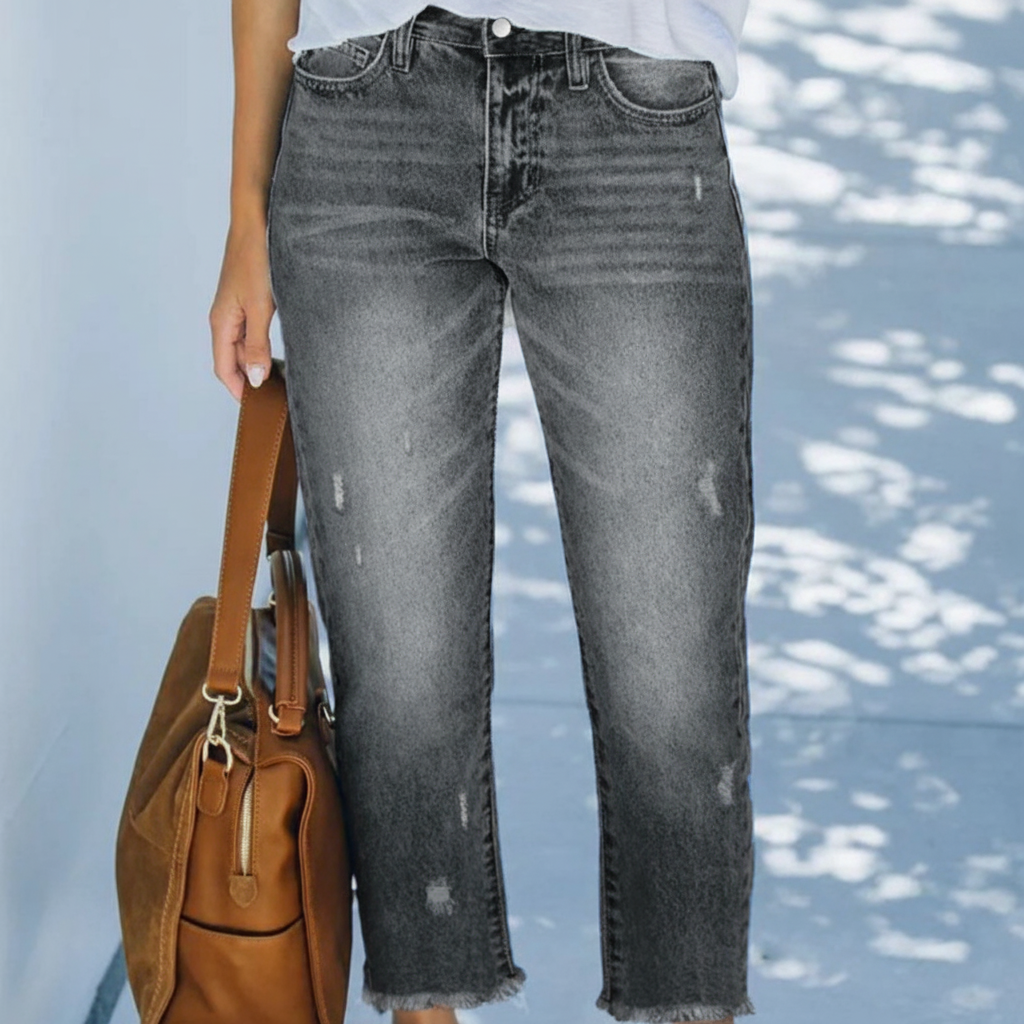 AMIRAH™ | Cropped Jeans